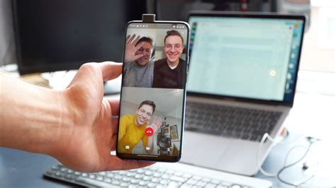 videobellen met vreemde|12 beste willekeurige videochat